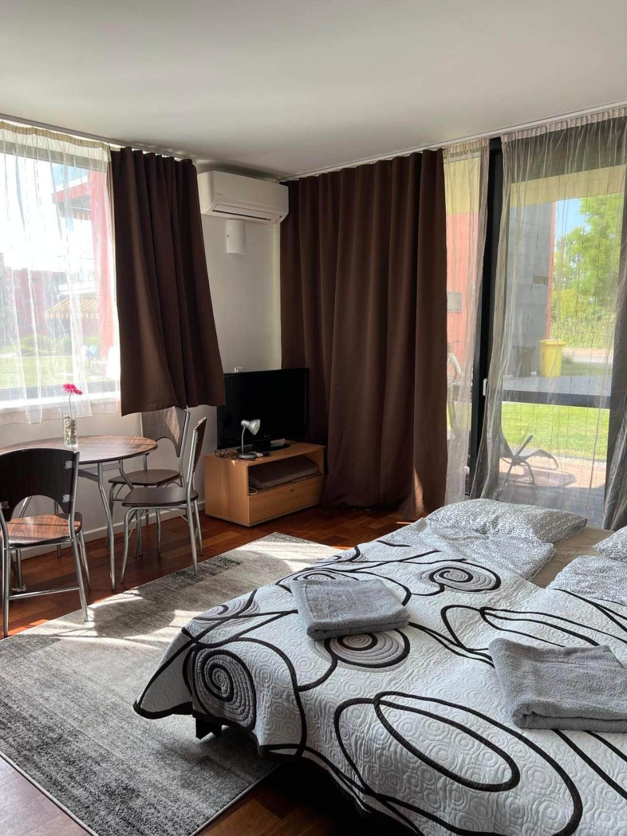 Bavaria Club Apartman バラトンレッレ エクステリア 写真