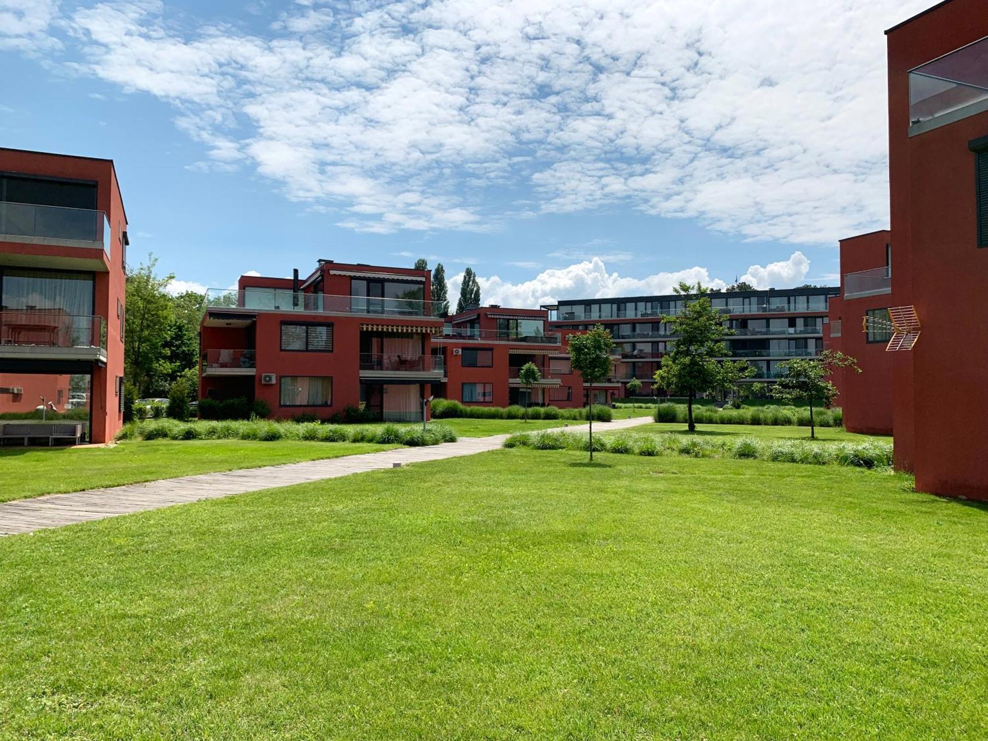 Bavaria Club Apartman バラトンレッレ エクステリア 写真