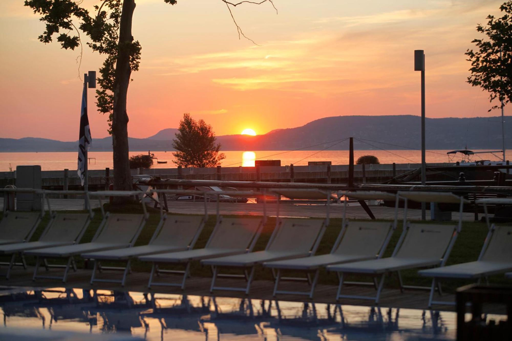 Bavaria Club Apartman バラトンレッレ エクステリア 写真