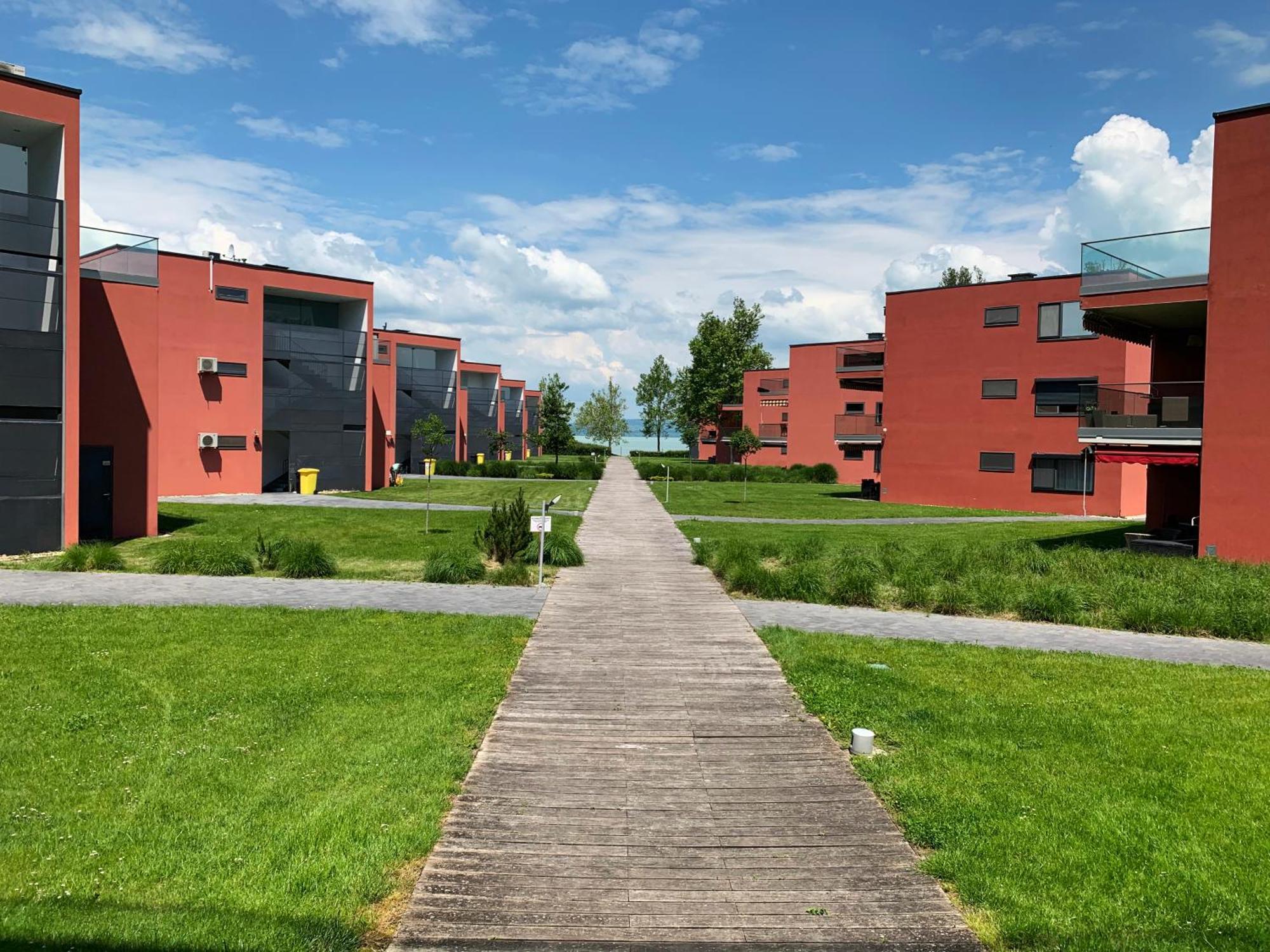 Bavaria Club Apartman バラトンレッレ エクステリア 写真